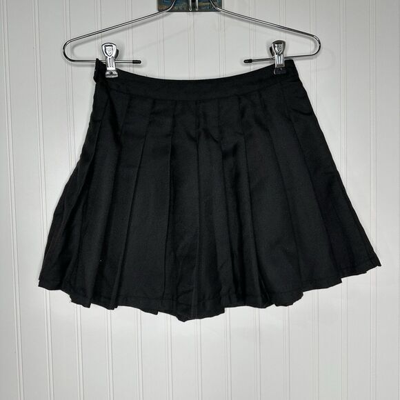 Forever 21 Back Pleated Mini Skirt Womens Sz S Dark Academia Emo Grunge - Picture 2 of 9